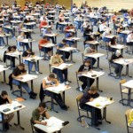 Test universitari, trovare lavoro comincia a costare